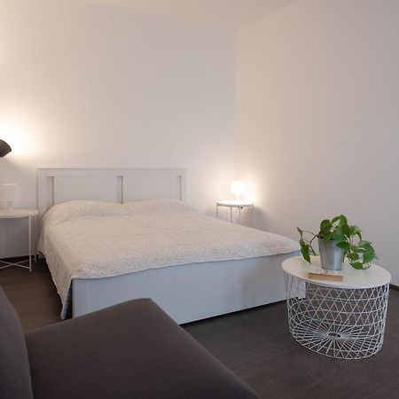 Art & Design On The Corner - Via Savona Milan Apartment Bagian luar foto